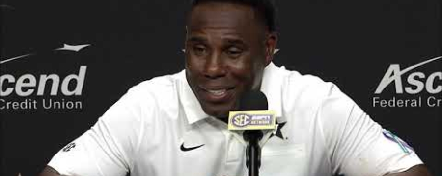 Derek Mason